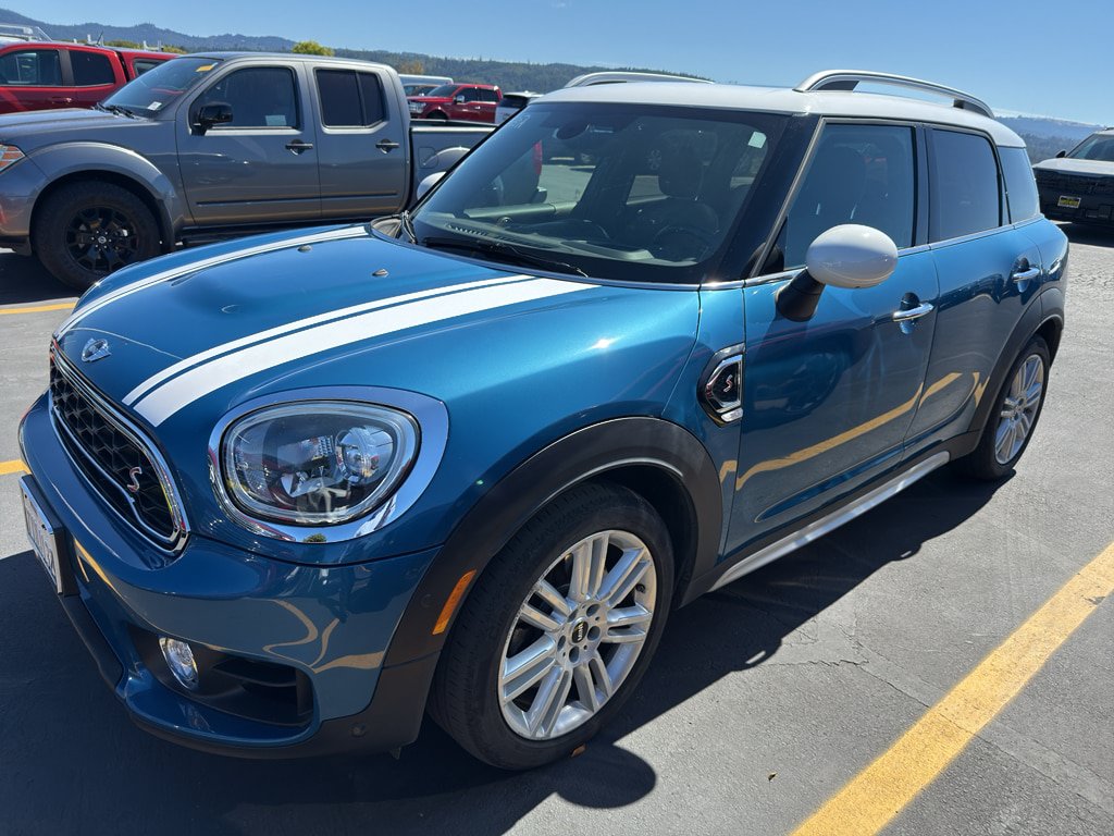 Used 2017 MINI Cooper Countryman S FWD image 2