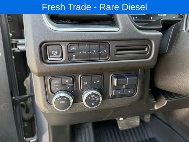 Used 2022 GMC Yukon SLT w/ Max Trailering Package AWD/4WD image 17