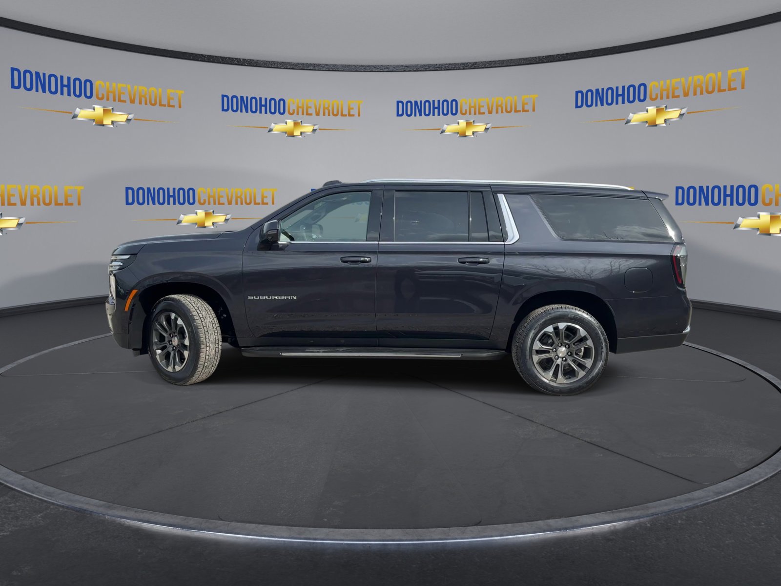 New 2026 Chevrolet Suburban LT w/ Comfort Package image 8