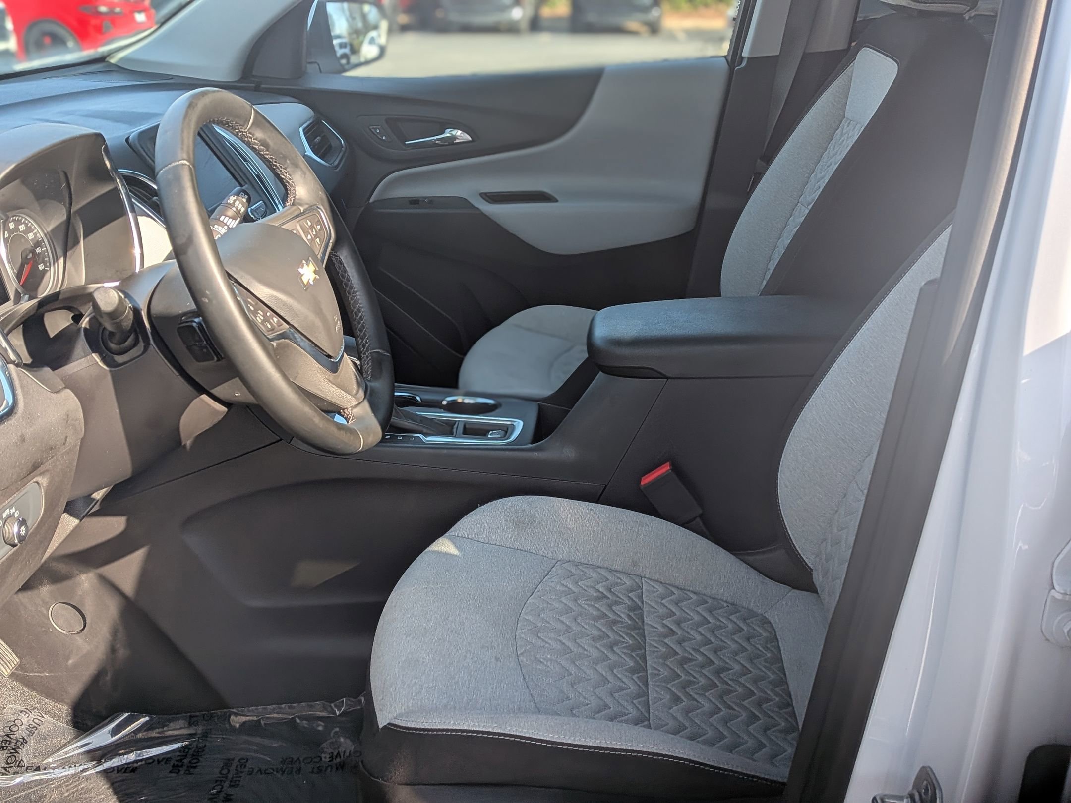 Certified 2024 Chevrolet Equinox LT w/ LPO, Floor Liner Package image 16