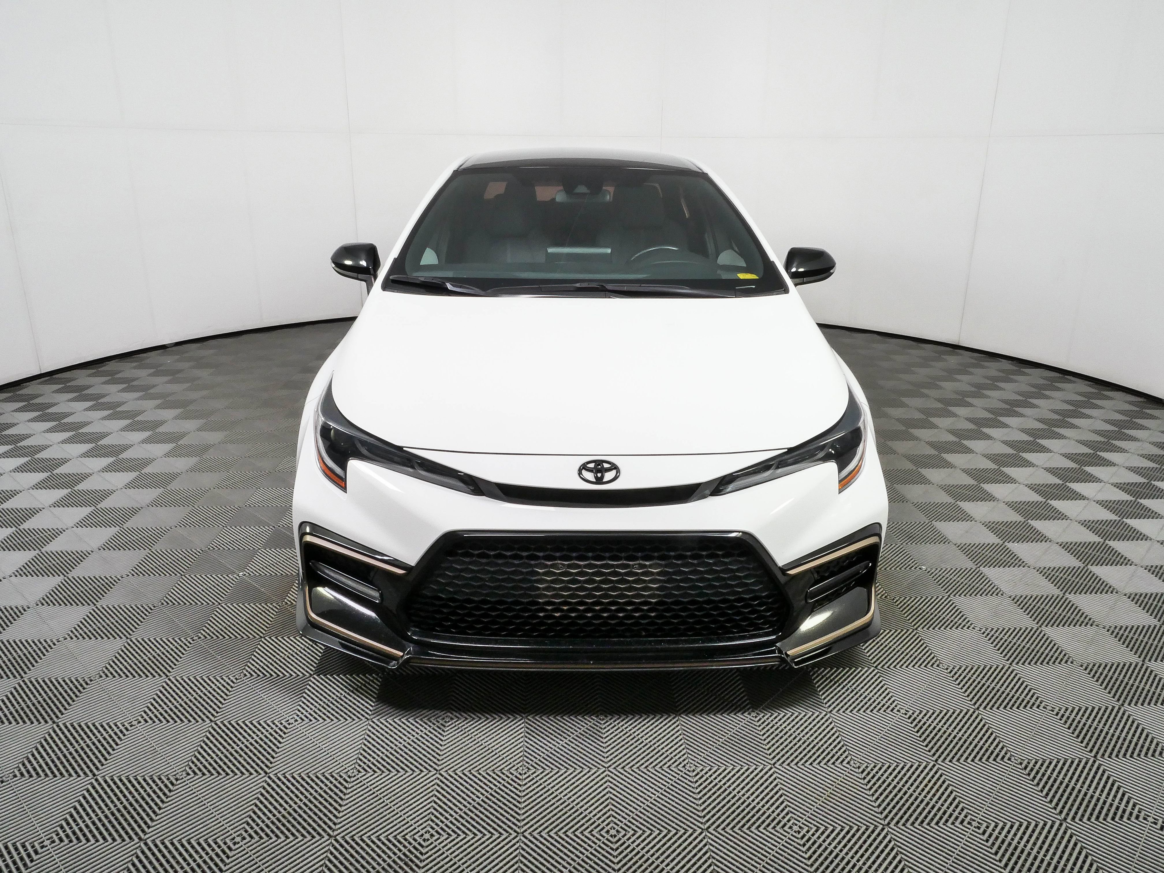 Used 2022 Toyota Corolla SE FWD image 30
