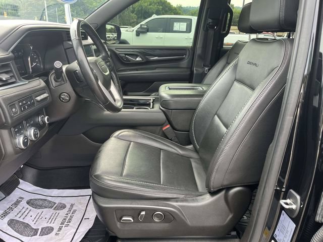 Used 2021 GMC Yukon Denali w/ Denali Premium Package AWD/4WD image 21