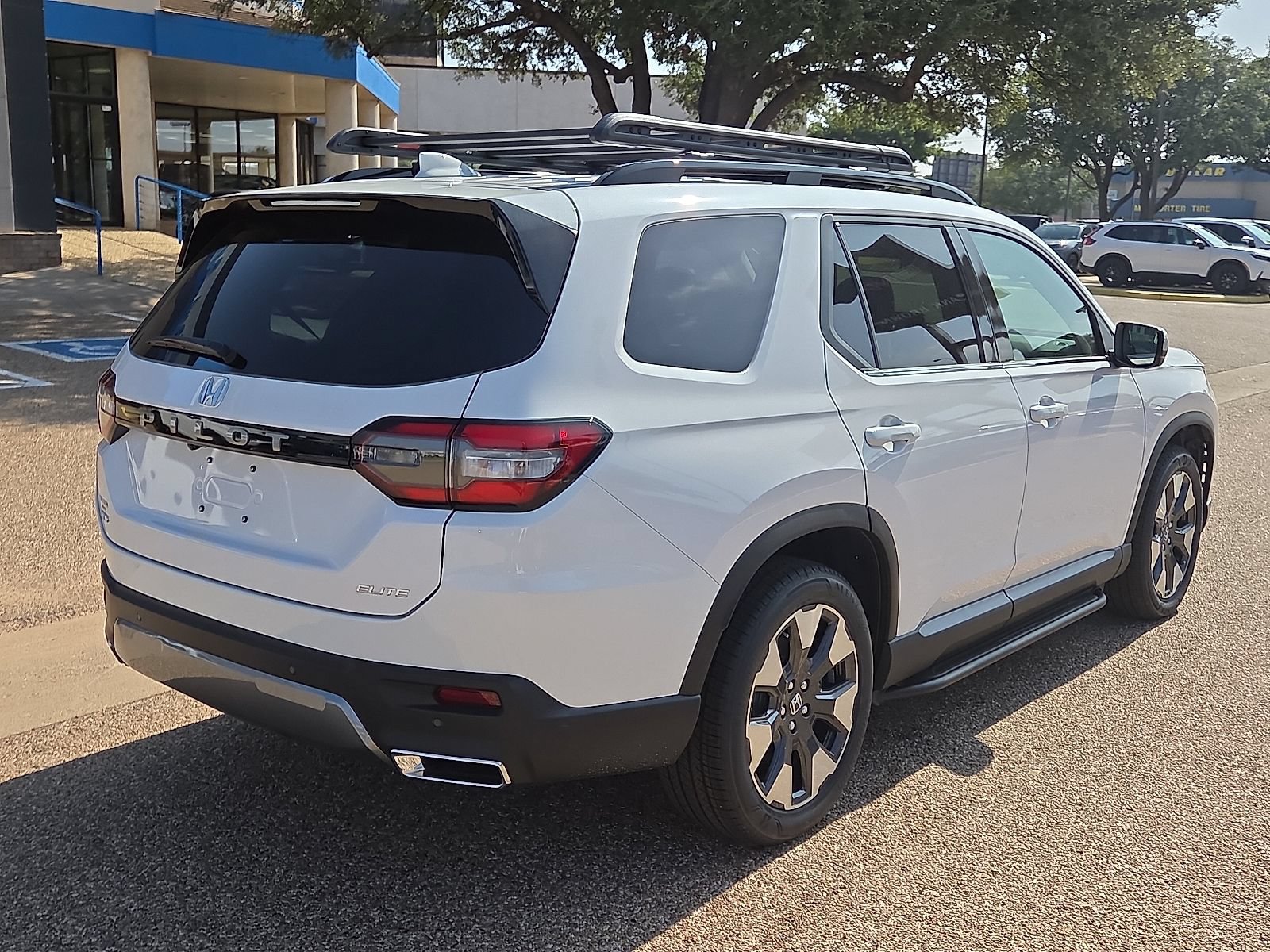 New 2026 Honda Pilot Elite image 4