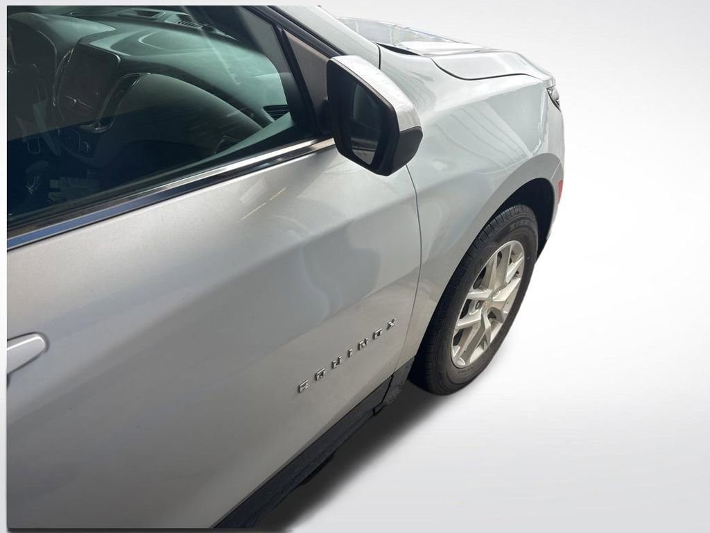 Used 2022 Chevrolet Equinox LT AWD/4WD image 15
