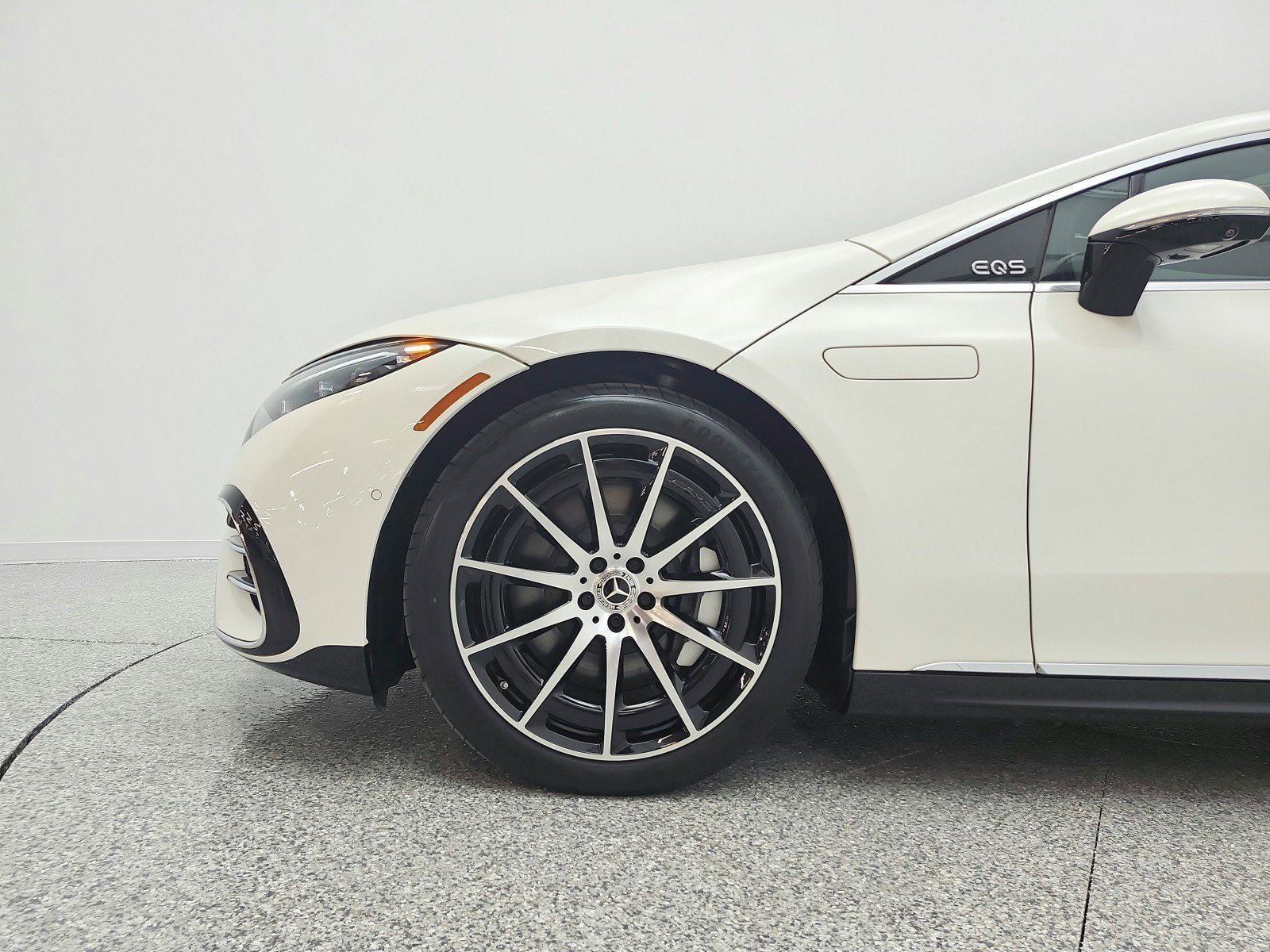 Certified 2023 Mercedes-Benz EQS 580 4MATIC Sedan image 27