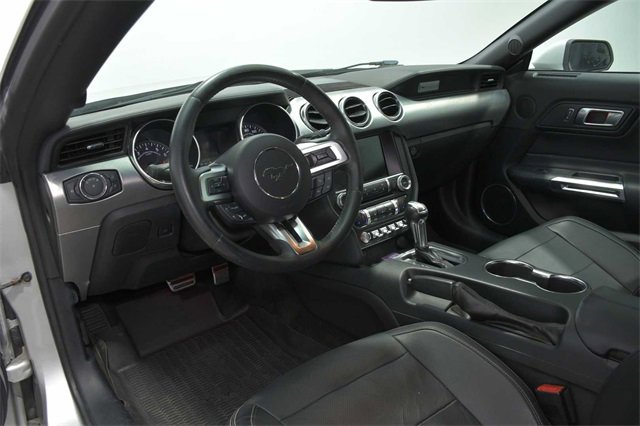 Used 2022 Ford Mustang Premium image 14