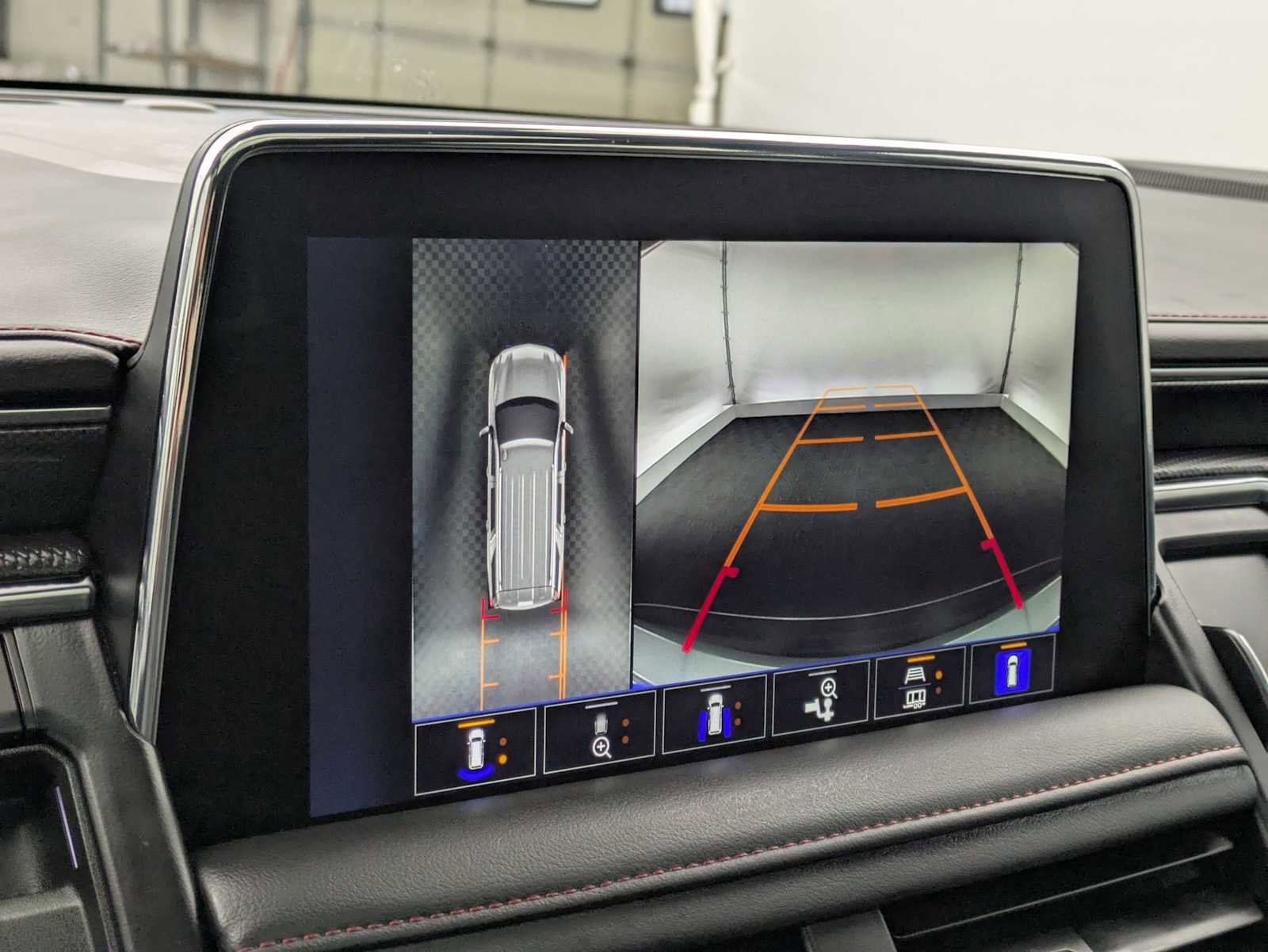 Used 2024 Chevrolet Tahoe RST w/ Luxury Package image 30