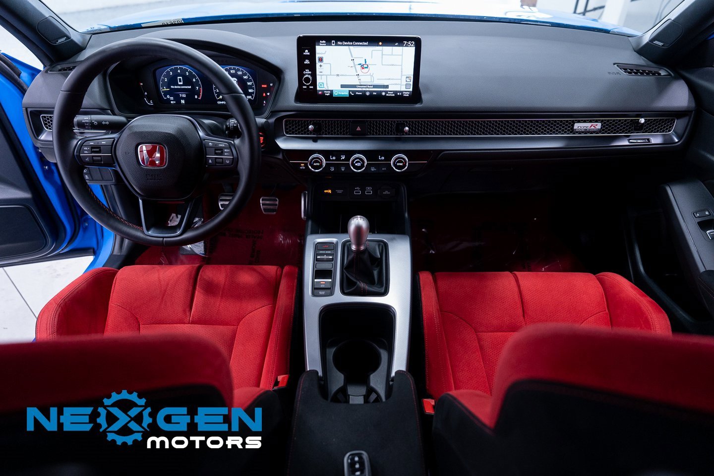 Used 2024 Honda Civic Type R image 11