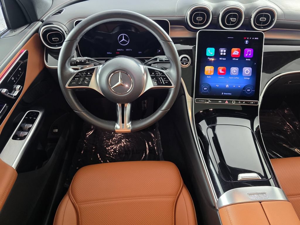 Certified 2025 Mercedes-Benz GLC 300 4MATIC image 13