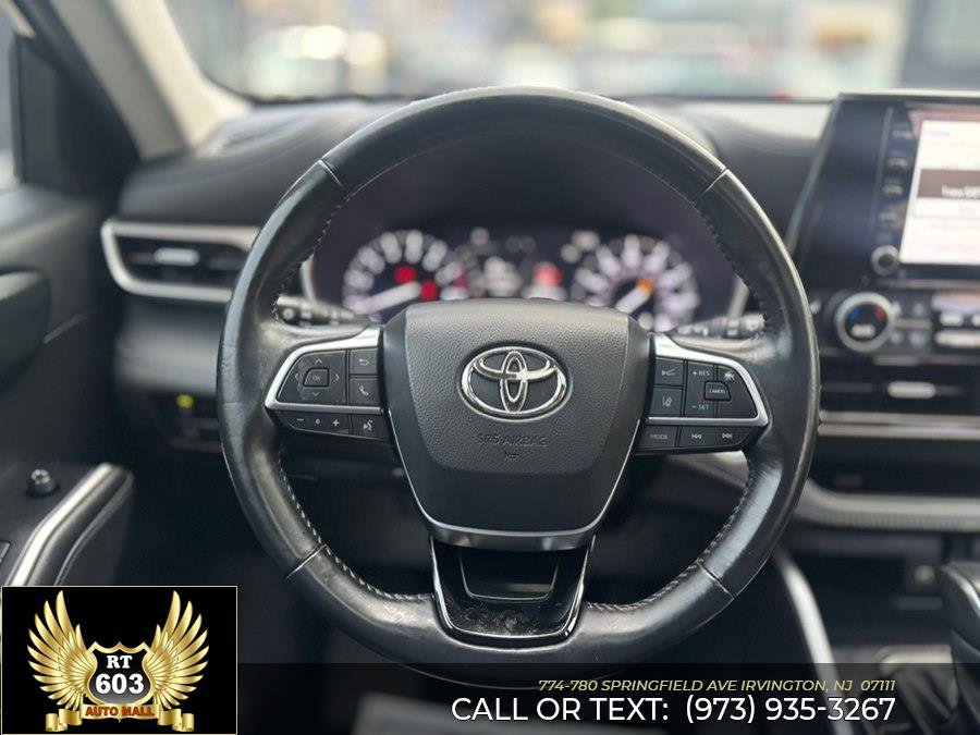 Used 2026 Toyota RAV4 XLE Premium AWD/4WD image 15