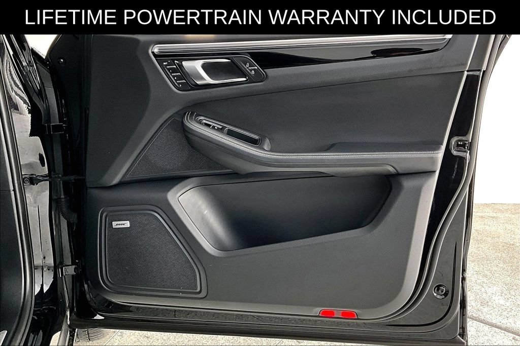 Used 2024 Porsche Macan S AWD/4WD image 24