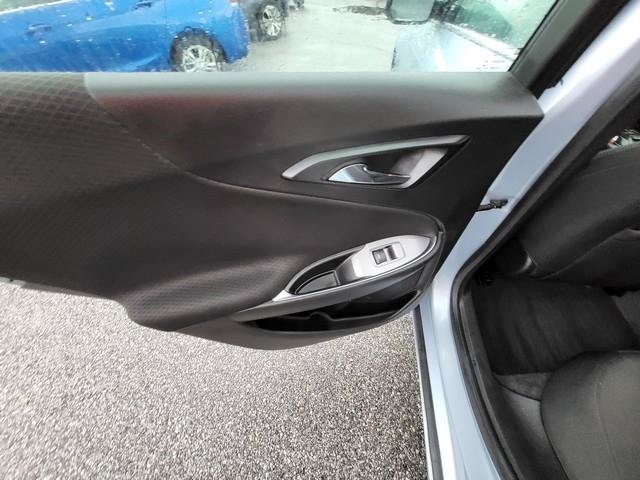 Used 2018 Chevrolet Malibu LT FWD image 11