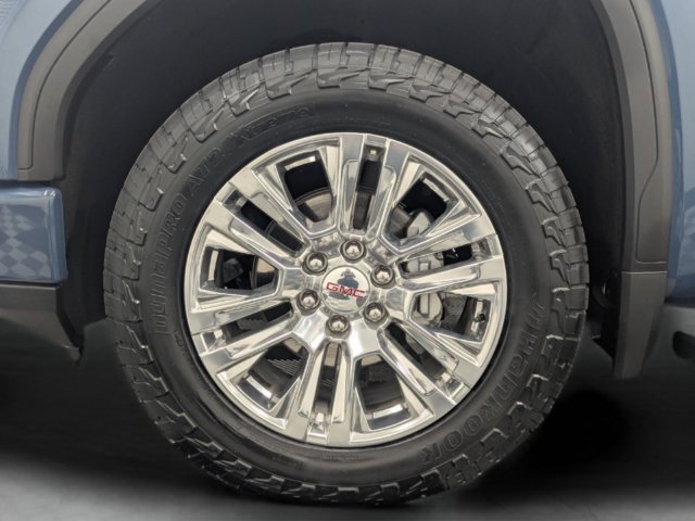 Used 2025 GMC Sierra 1500 Denali w/ Technology Package AWD/4WD image 10