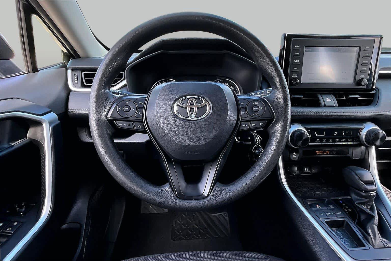 Used 2019 Toyota RAV4 LE w/ Carpet Mat Package FWD image 6