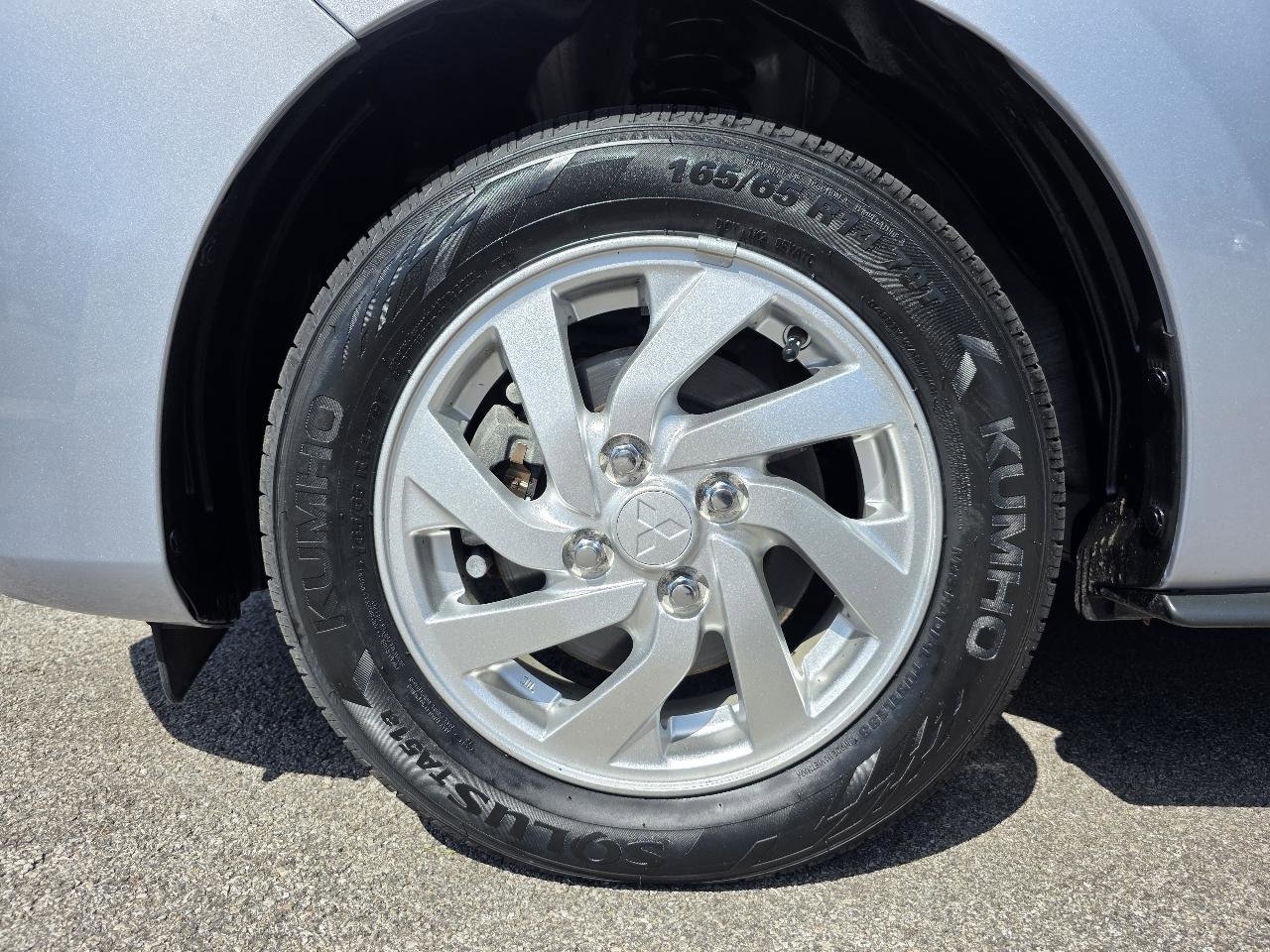 Used 2024 Mitsubishi Mirage ES FWD image 16