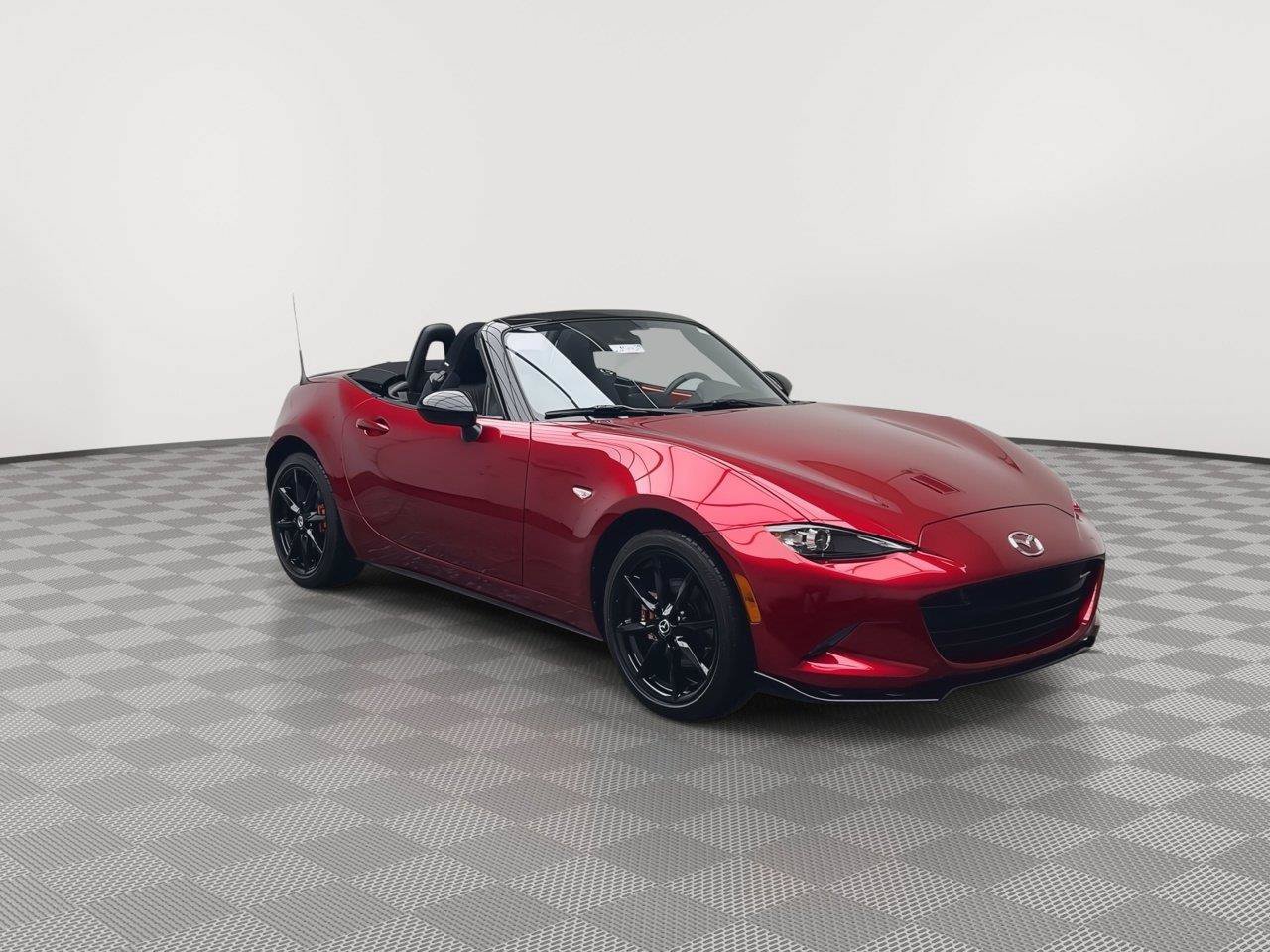 Certified 2021 MAZDA MX-5 Miata Club RWD image 27