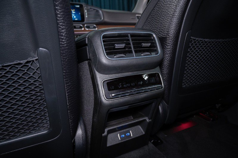 New 2026 Mercedes-Benz GLS 450 4MATIC image 25