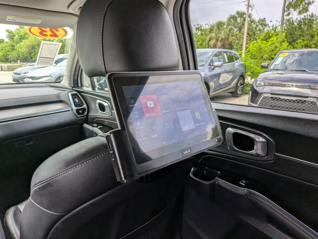 Certified 2023 Kia Sorento SX AWD/4WD image 18