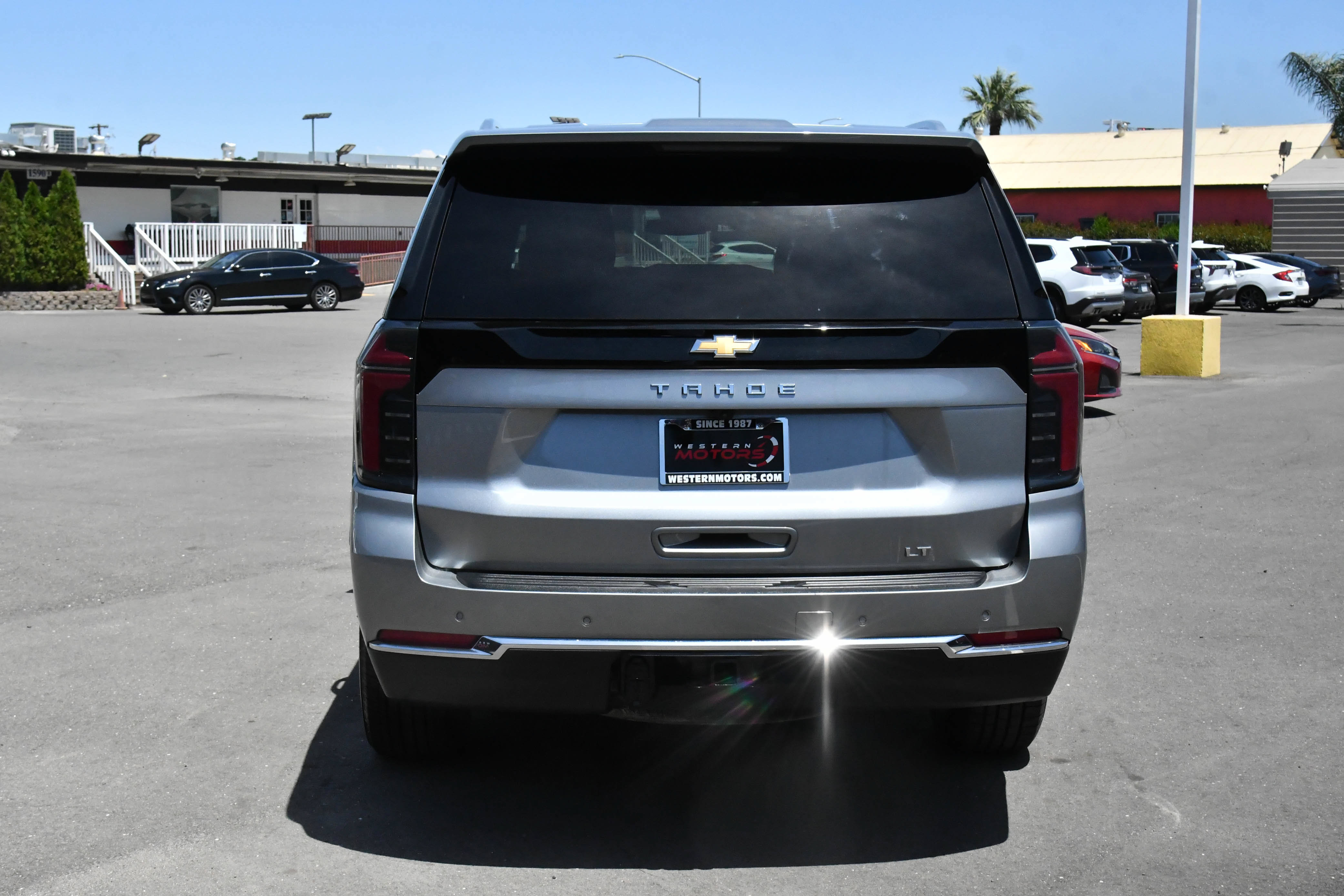 Used 2025 Chevrolet Tahoe LT AWD/4WD image 7