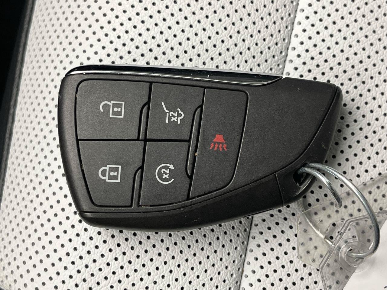 Certified 2024 Chevrolet Equinox EV LT AWD/4WD image 31