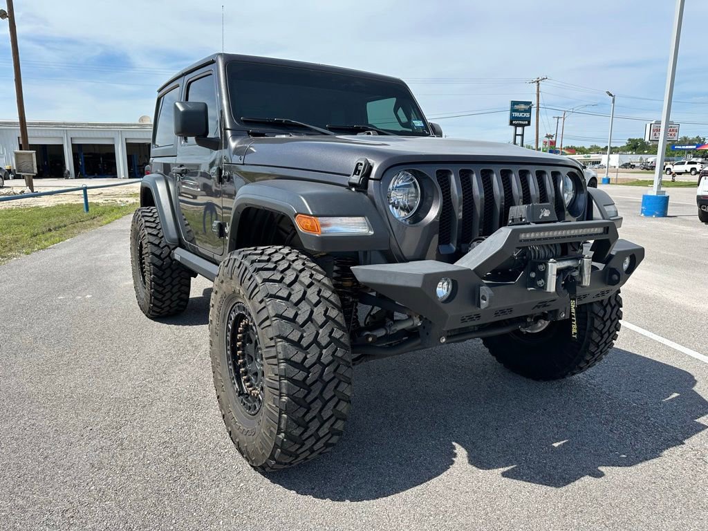 Used 2020 Jeep Wrangler Sport AWD/4WD image 4