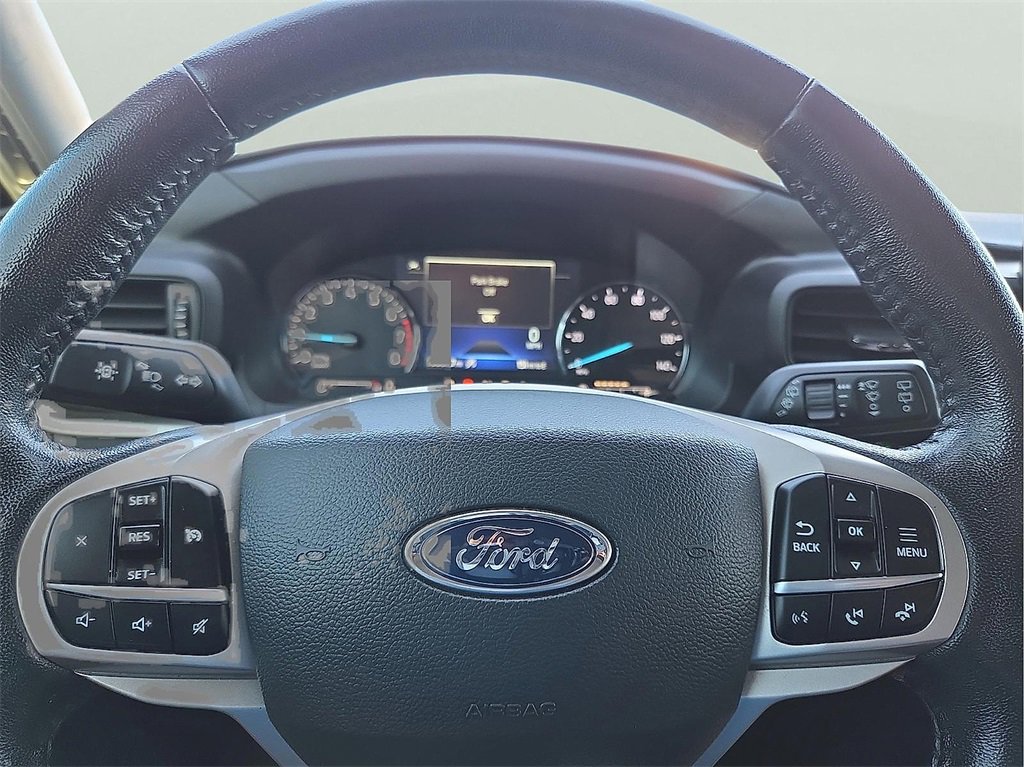 Used 2021 Ford Explorer XLT image 20