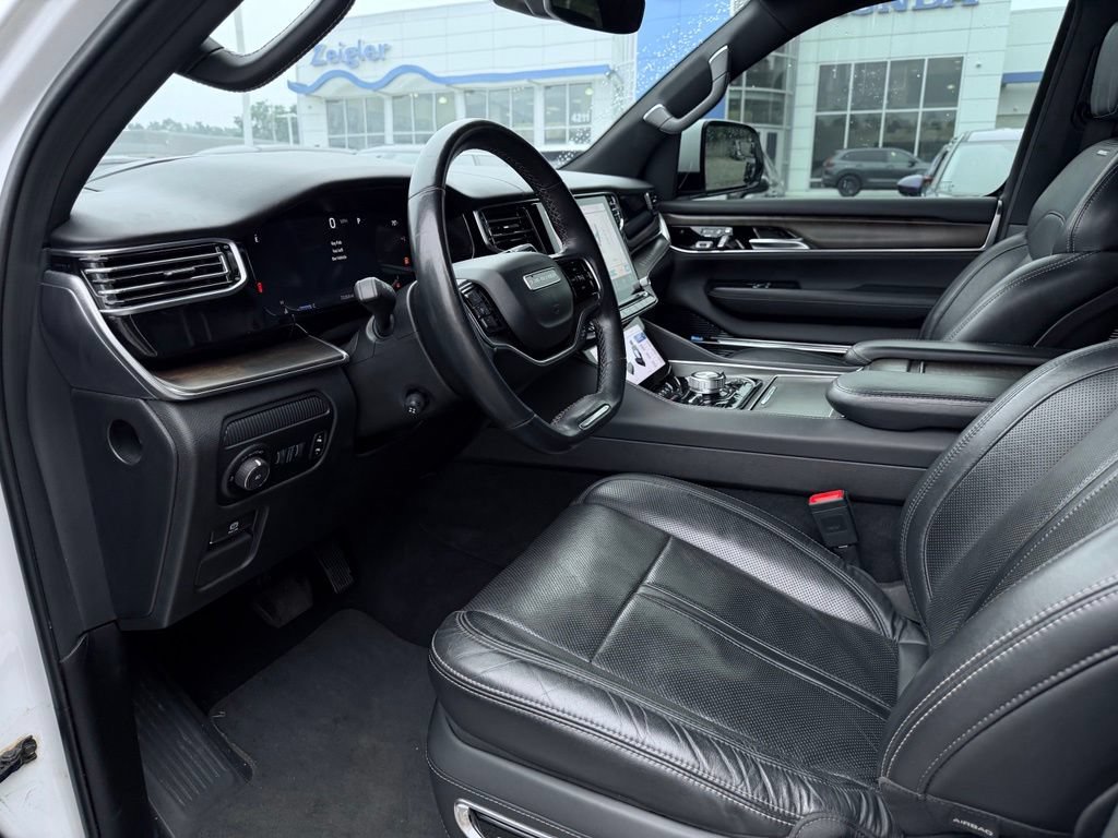 Used 2022 Jeep Grand Wagoneer Series I AWD/4WD image 25