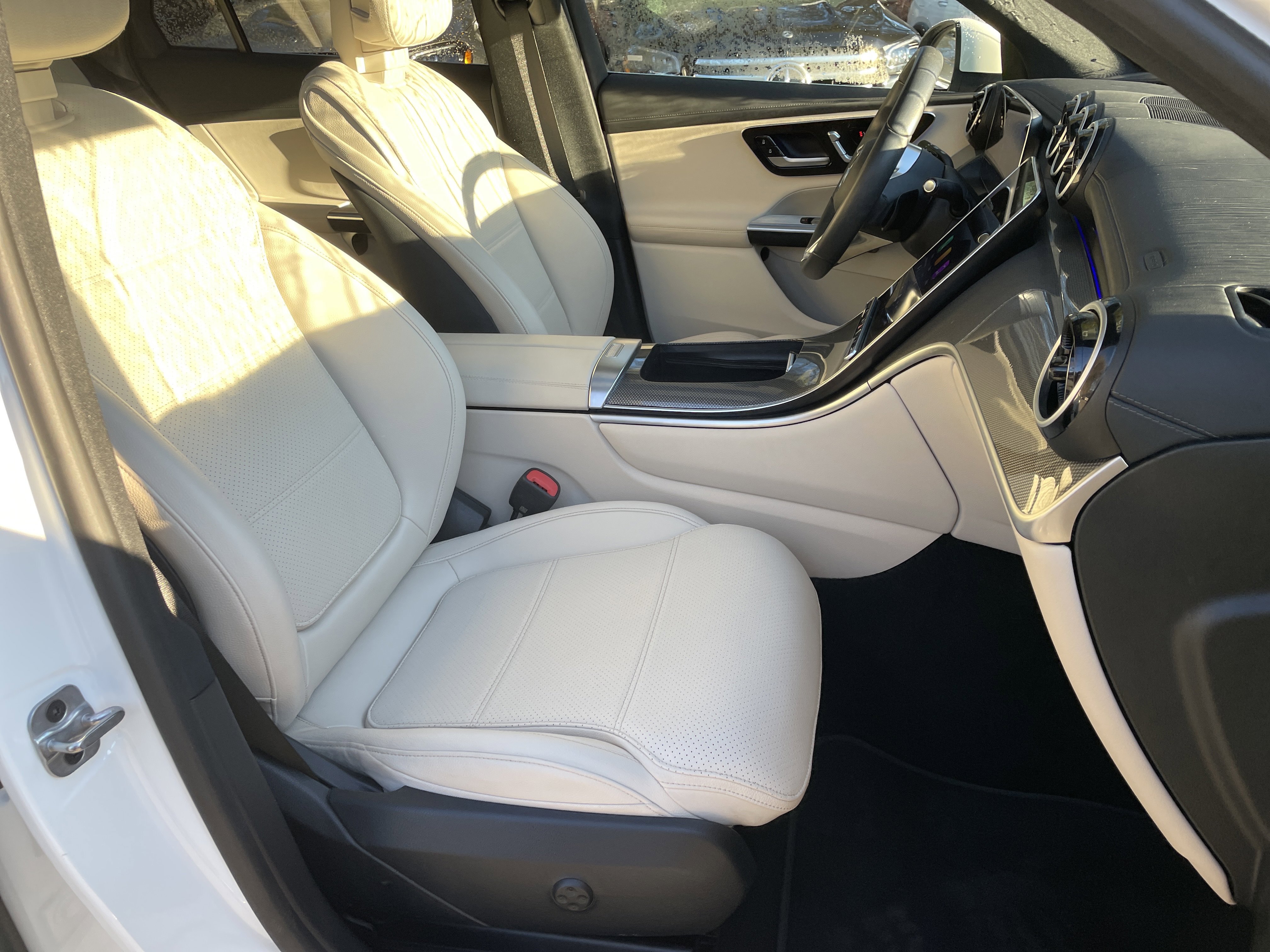 Certified 2025 Mercedes-Benz GLC 300 image 49