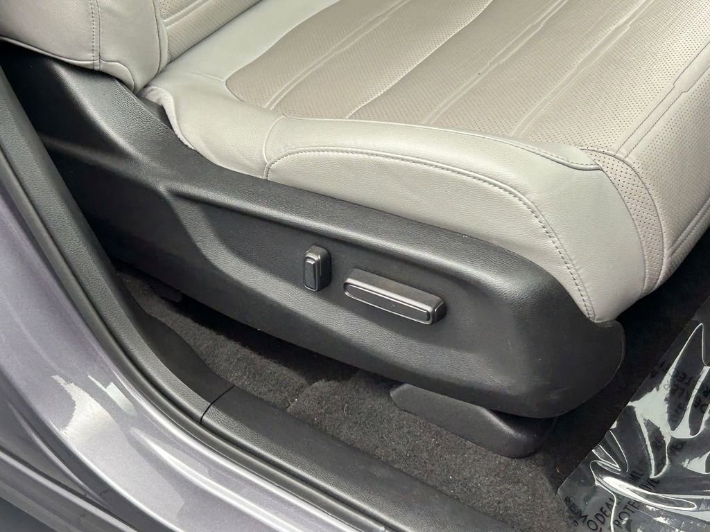 Used 2022 Honda CR-V EX-L image 49