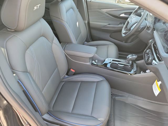 New 2026 Buick Envista Sport Touring FWD image 27