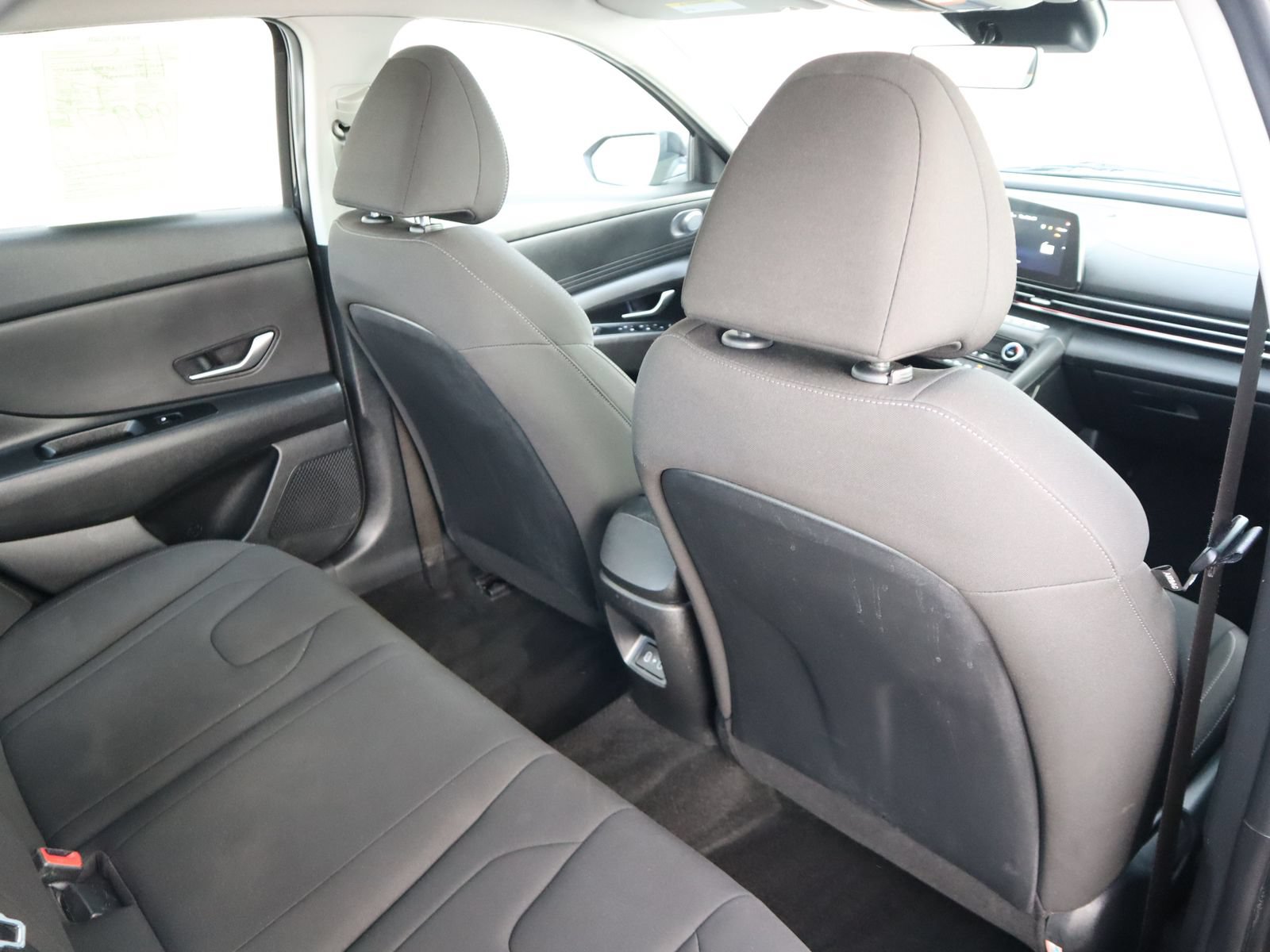 Used 2024 Hyundai Elantra SEL FWD image 42