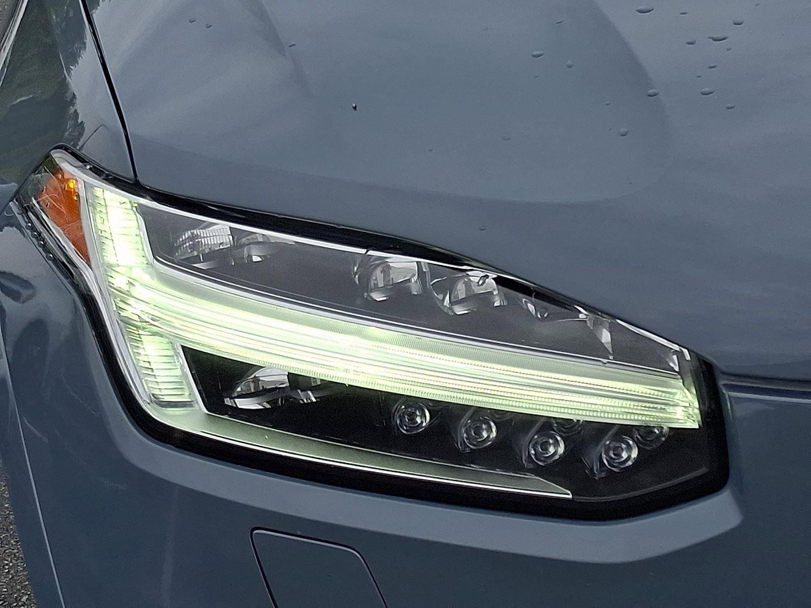 Certified 2023 Volvo XC90 B6 Plus AWD/4WD image 9