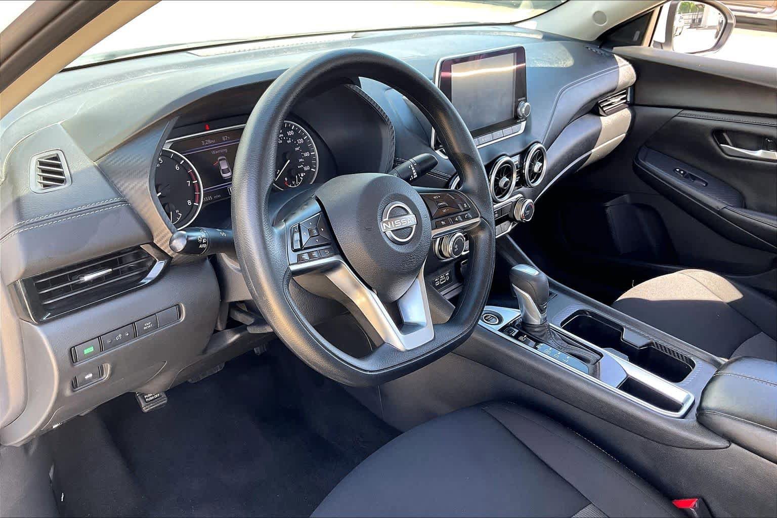 Used 2024 Nissan Sentra SV FWD image 18