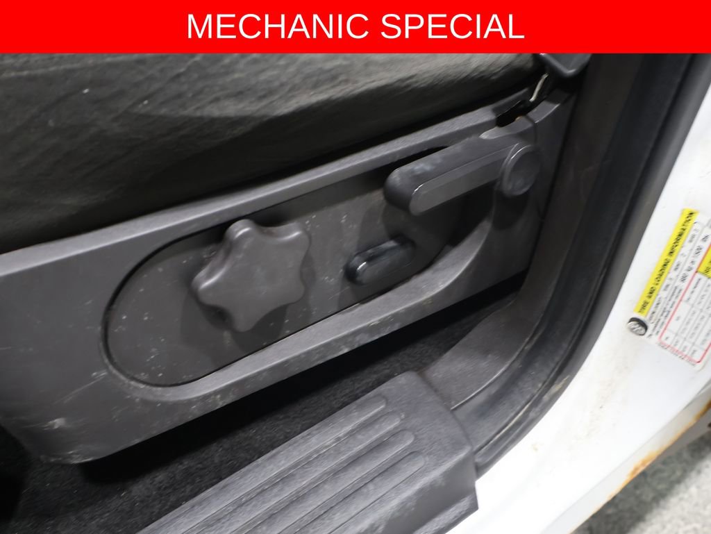 Used 2010 Ford Explorer XLT image 9