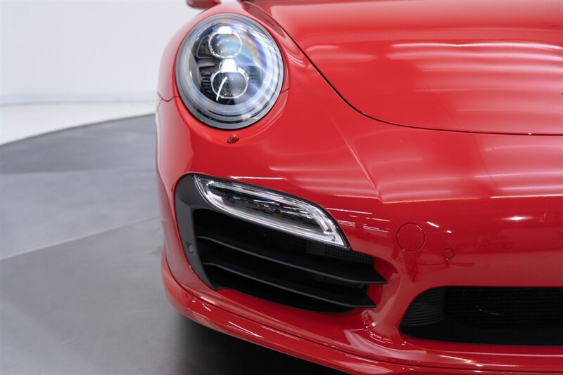 Used 2014 Porsche 911 Turbo S AWD/4WD image 23