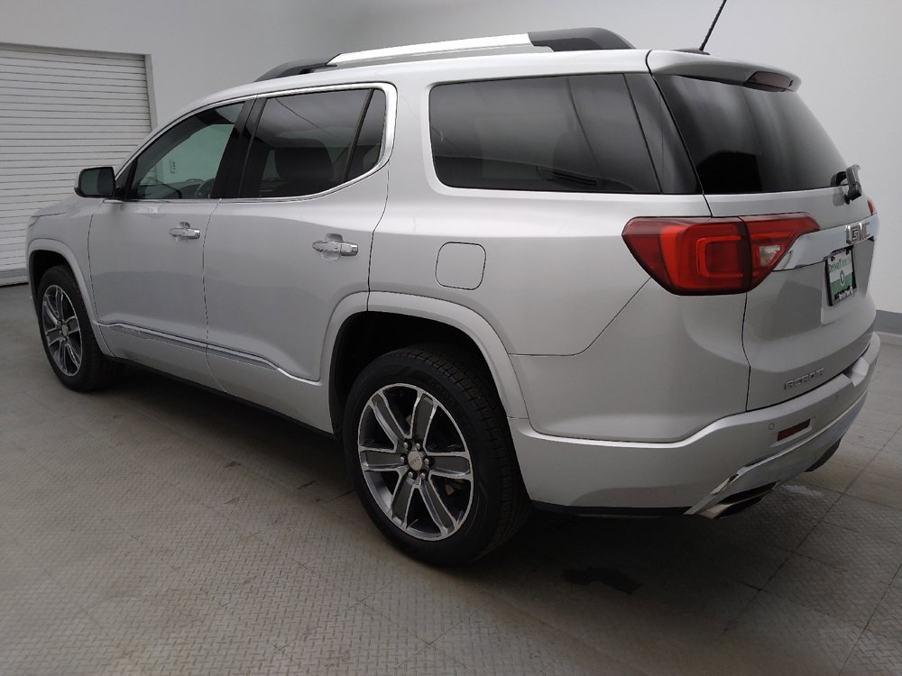 Used 2019 GMC Acadia Denali w/ Technology Package FWD image 3