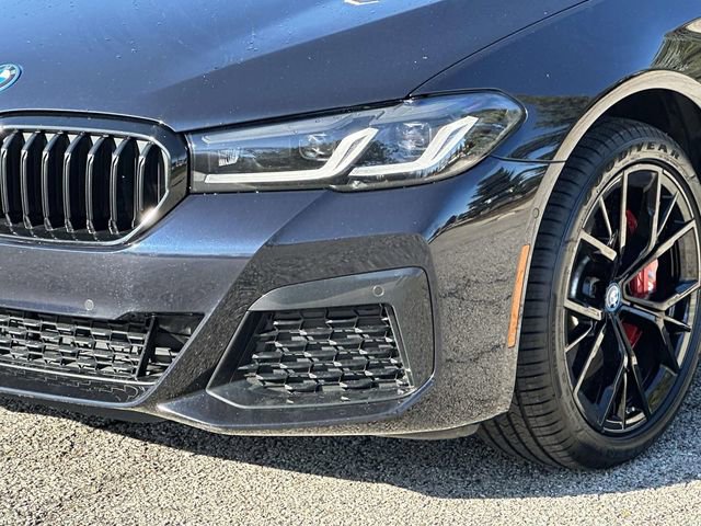 Certified 2023 BMW 530e xDrive w/ Premium Package image 12