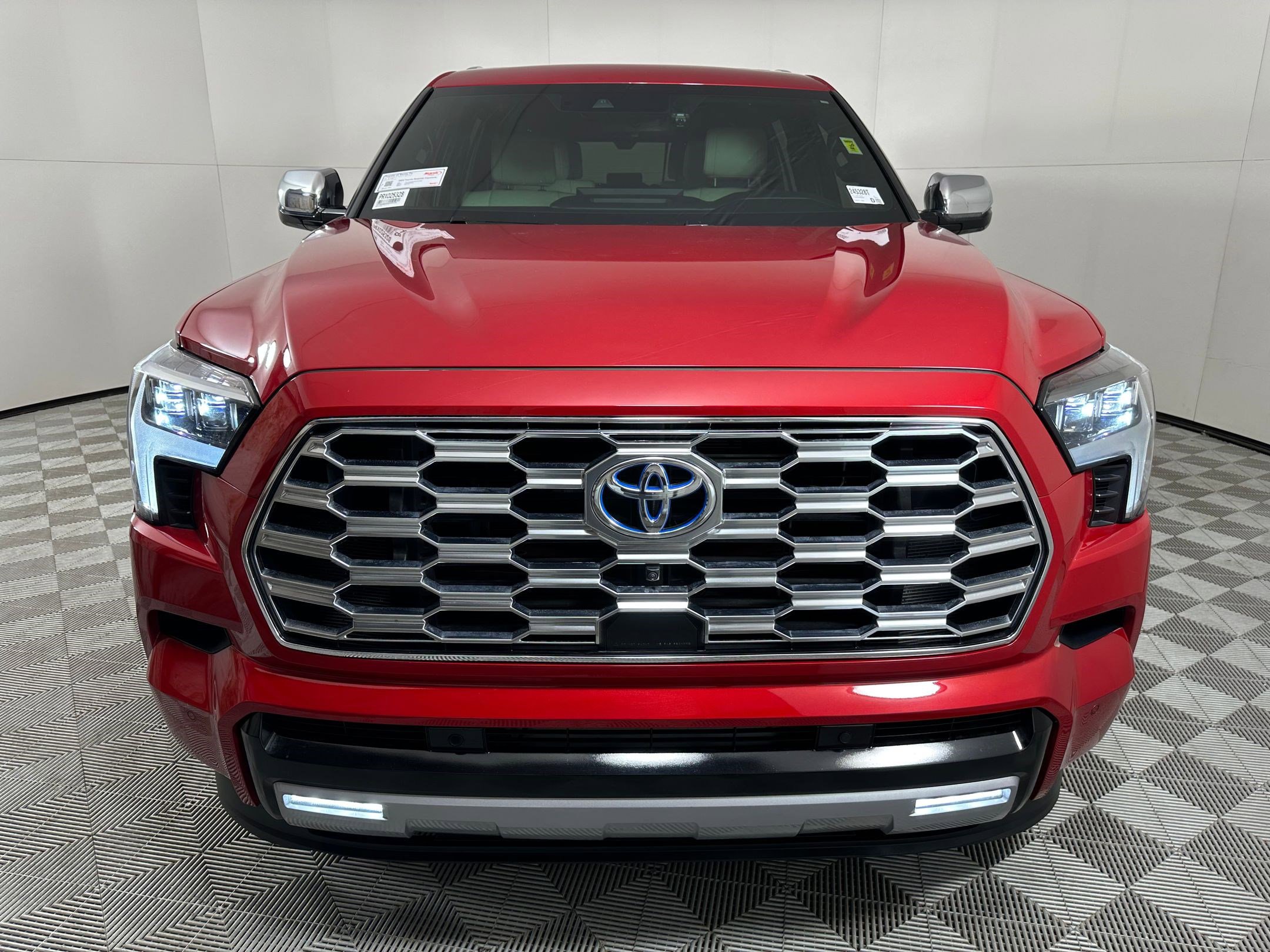 Used 2024 Toyota Sequoia Capstone image 5