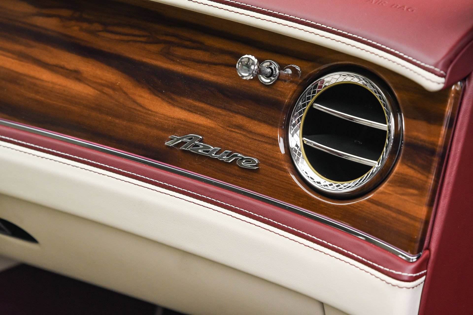 New 2026 Bentley Flying Spur Plug-In Hybrid AWD/4WD image 45