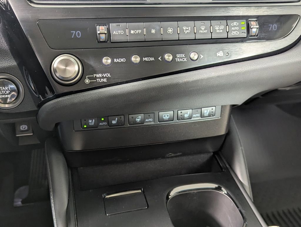 Used 2024 Lexus ES 350 Luxury w/ Technology Package image 20