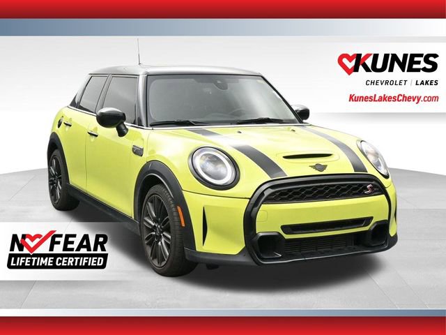 Used 2023 MINI Cooper S FWD image 1