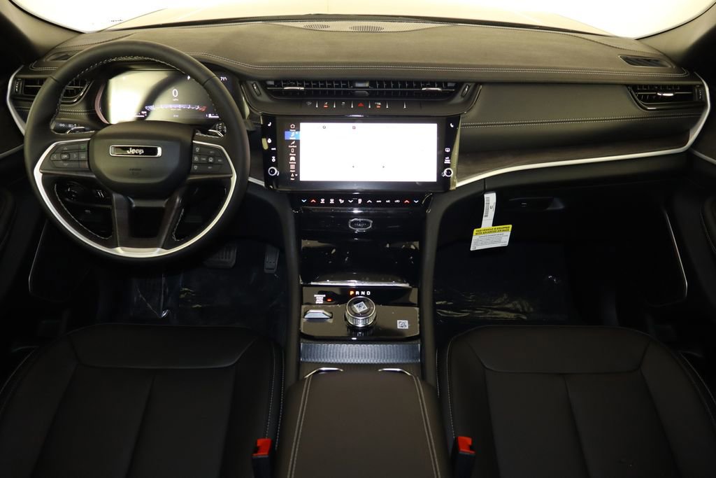 New 2026 Jeep Grand Cherokee Limited image 14