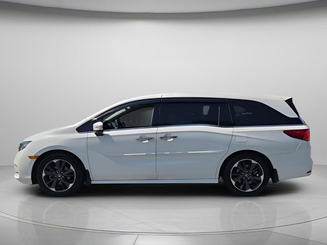 Used 2023 Honda Odyssey Elite image 3