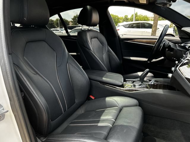 Used 2019 BMW 540i w/ M Sport Package RWD image 32