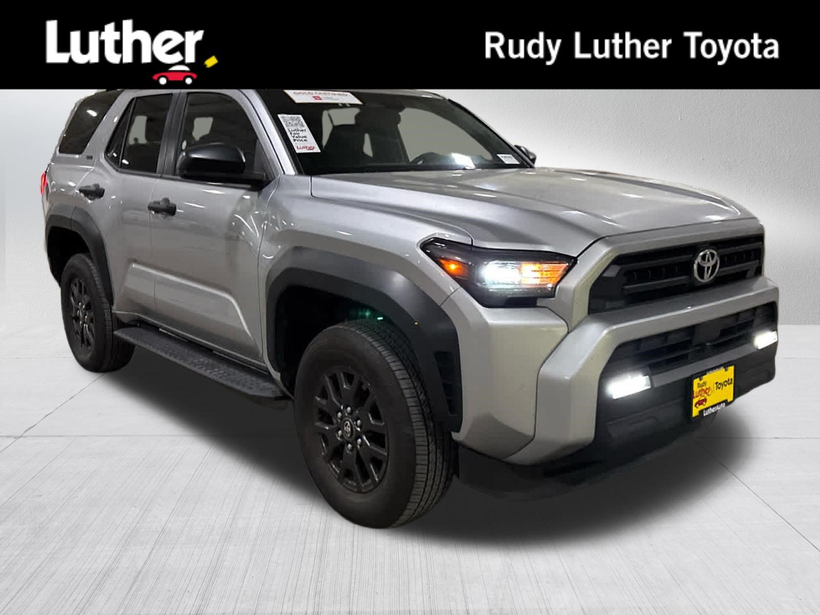 Certified 2025 Toyota 4Runner SR5 AWD/4WD image 1