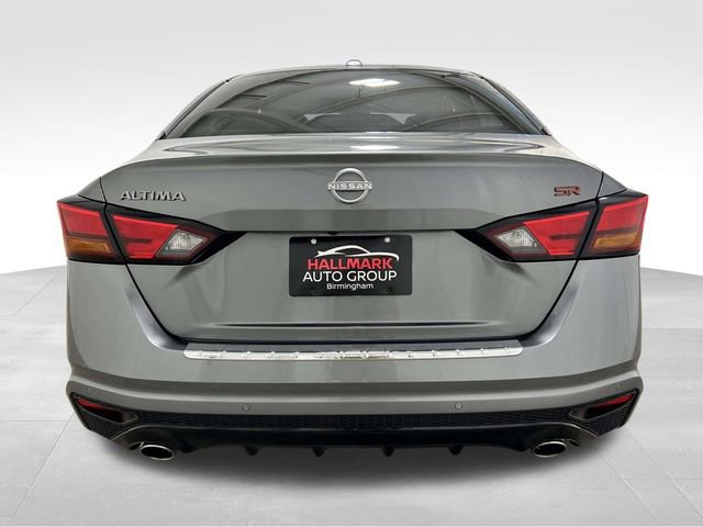 Used 2023 Nissan Altima 2.5 SR w/ SR Premium Package FWD image 3