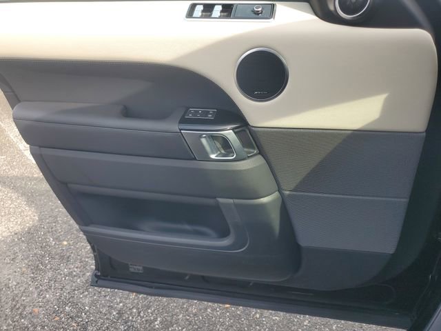 Used 2022 Land Rover Range Rover Sport HSE Silver Edition image 19