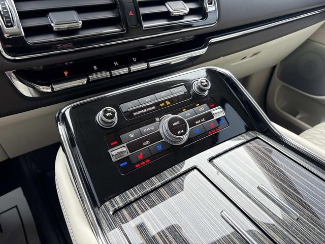 Certified 2022 Lincoln Navigator Black Label image 34