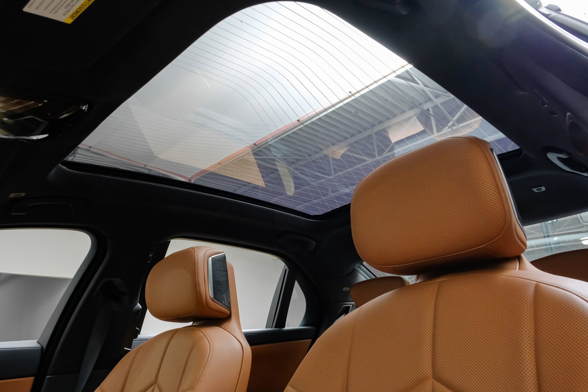 Used 2023 BMW 740i image 5