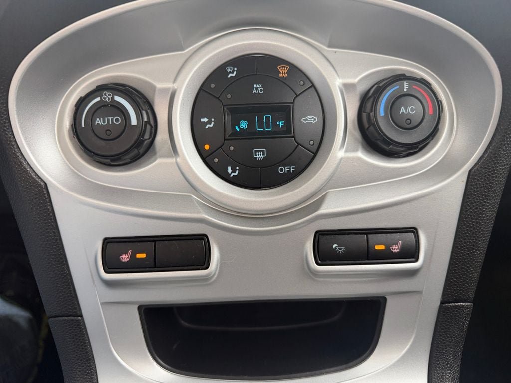 Used 2016 Ford Fiesta SE w/ Cold Weather Package FWD image 19